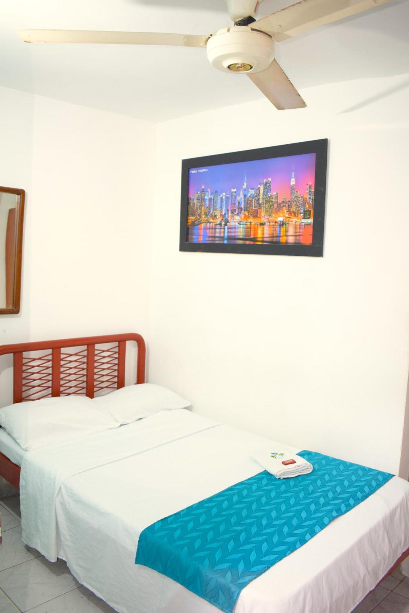 Vegas By Marbar Hotel *